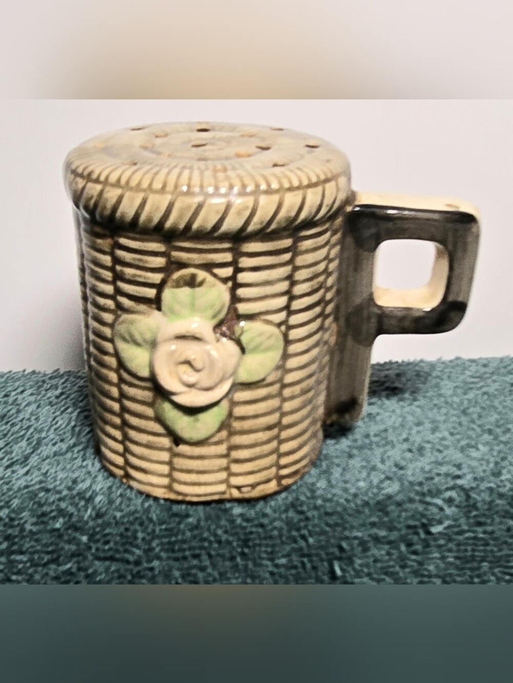 Vintage Pepper Shaker P Handle Basket Weave Floral Ceramic Replacement